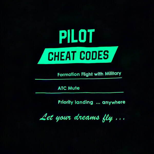 Dámské polo, Cheat Codes - Volantis Professional Flight School